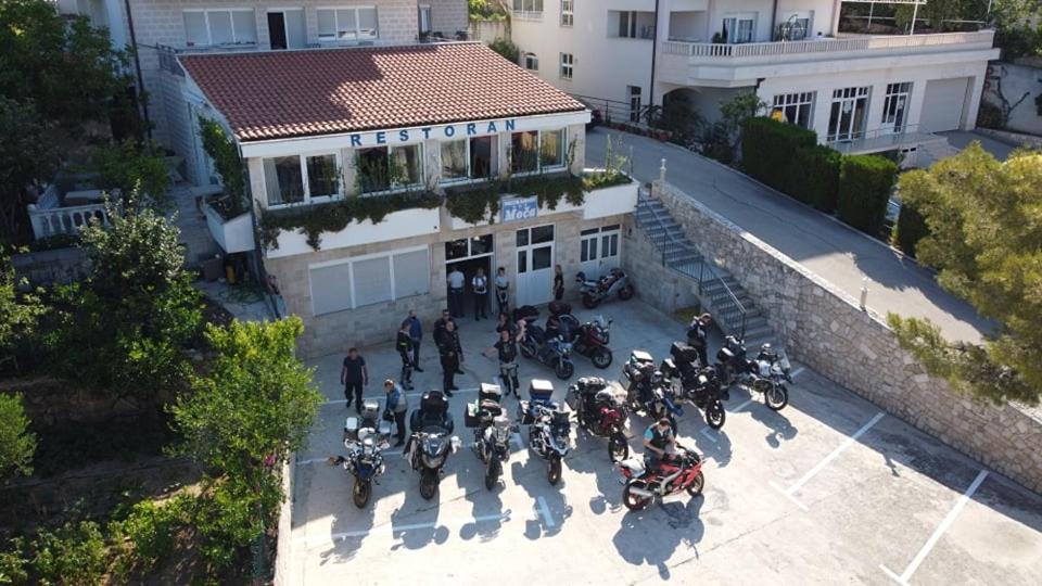 Pansion Komfor Moca Makarska Exterior foto