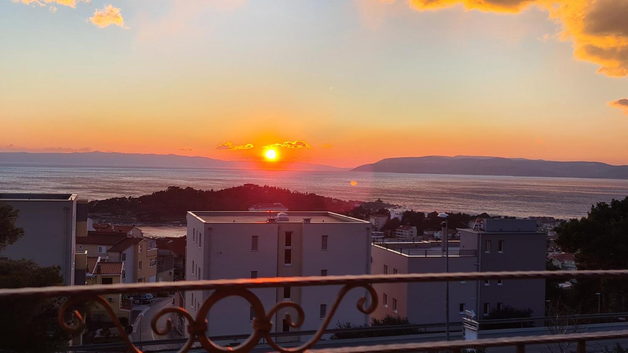 Pansion Komfor Moca Makarska Exterior foto