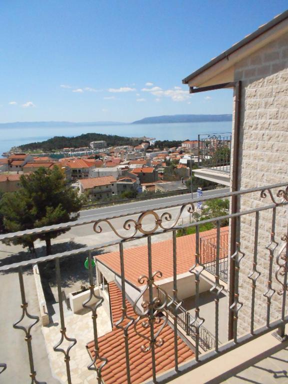 Pansion Komfor Moca Makarska Exterior foto