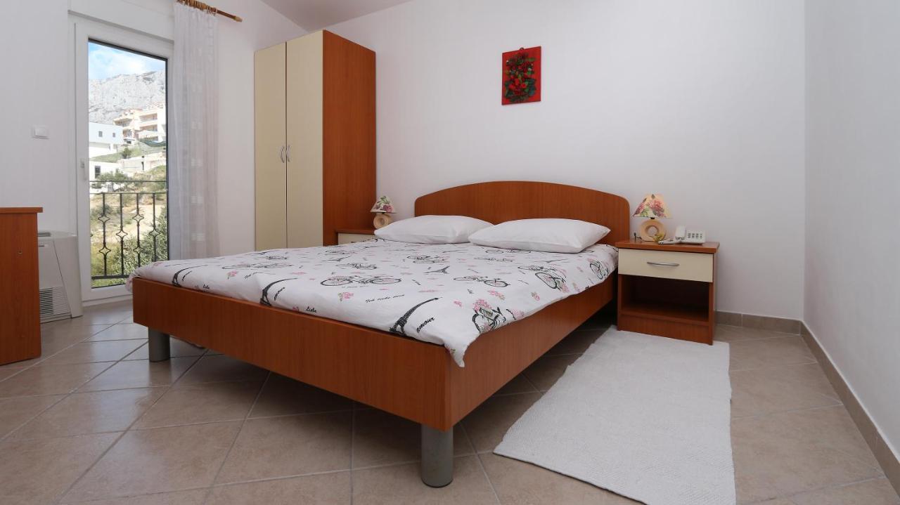 Pansion Komfor Moca Makarska Exterior foto